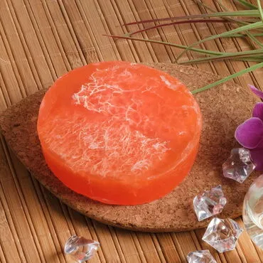 Toptan 200 Gr.amber Esansli Kabak Li̇fli̇ Vücut Bakim Sabunu