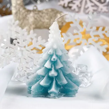 Leafy Pine Tree Candle