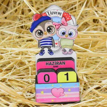 Sweetheart Themed Wooden Table Calendar - 2