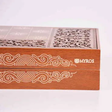 Customised Wooden Engraved Raised Backgammon - 7